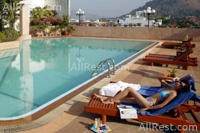 Metropole Phuket Hotel 6